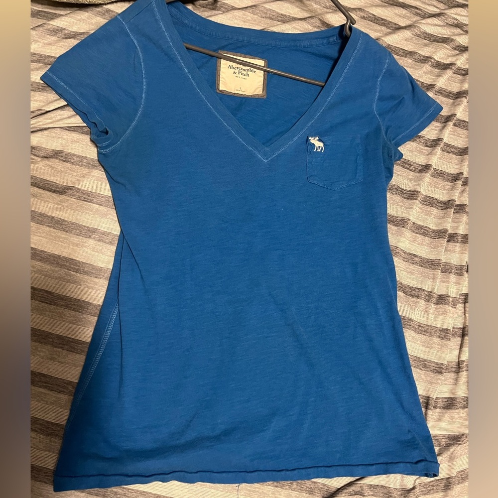 Abercrombie & Fitch Women's Bright Blue V-Neck Tee